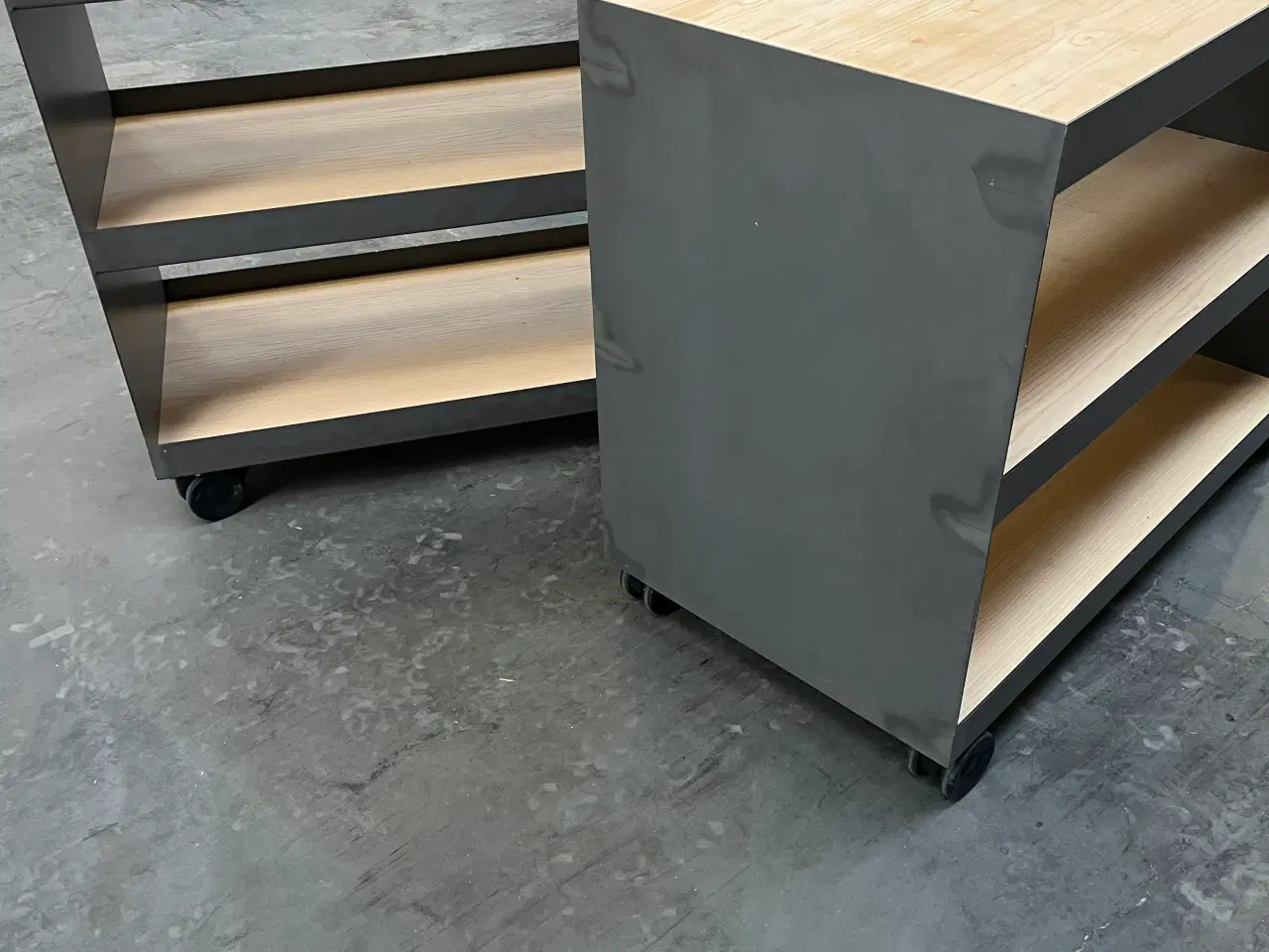 Billede 2 - Arkitekttegnet rullebord