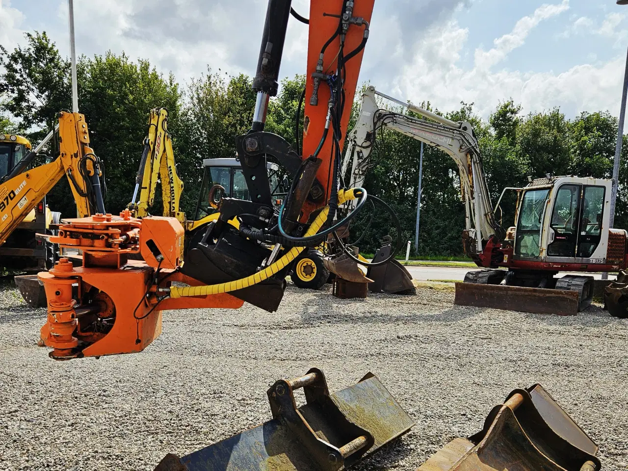 Billede 9 - Terex HR42 / brede bånd / tilt / fældehoved mv.