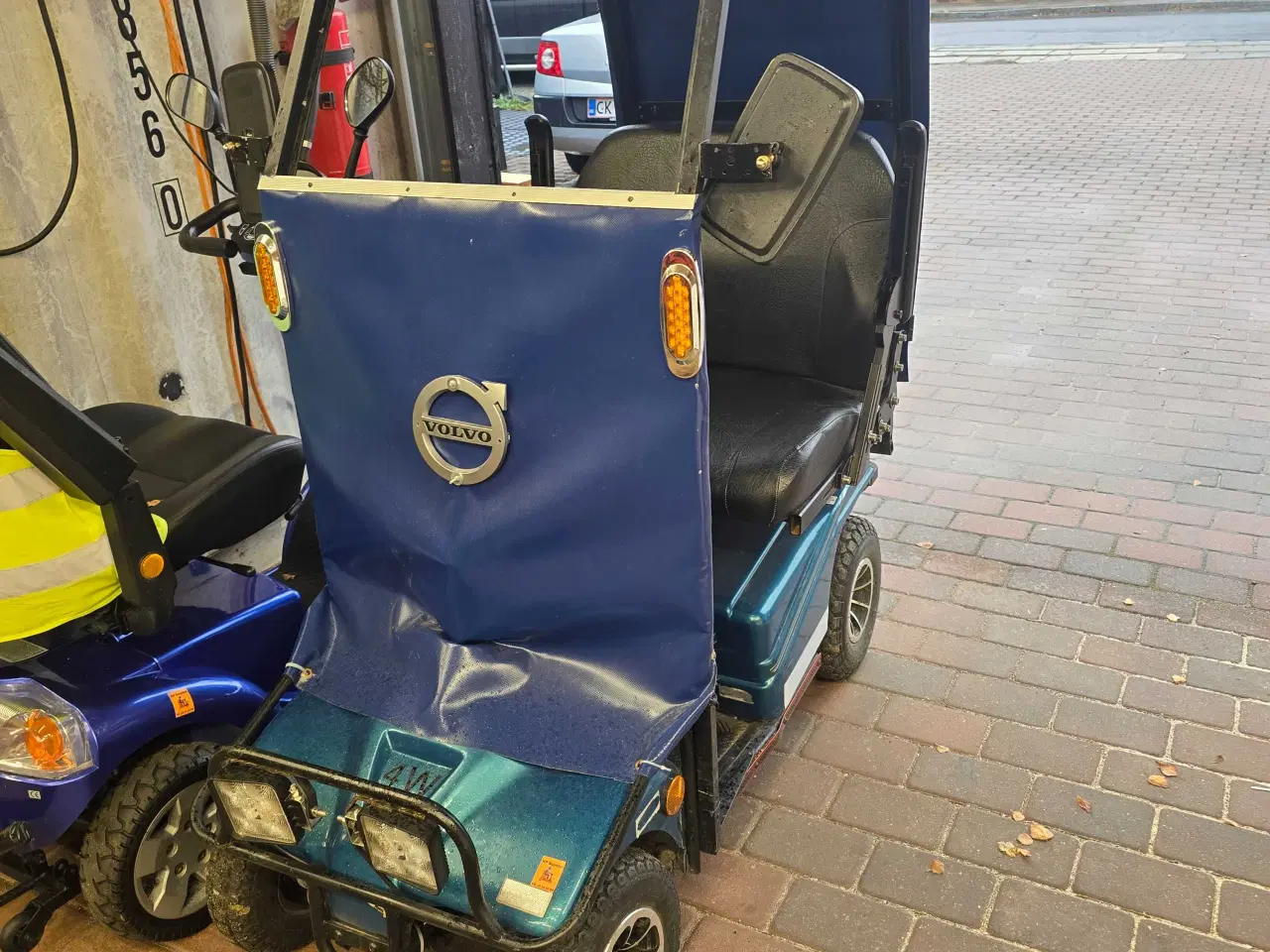 Billede 2 - Elscooter med tag