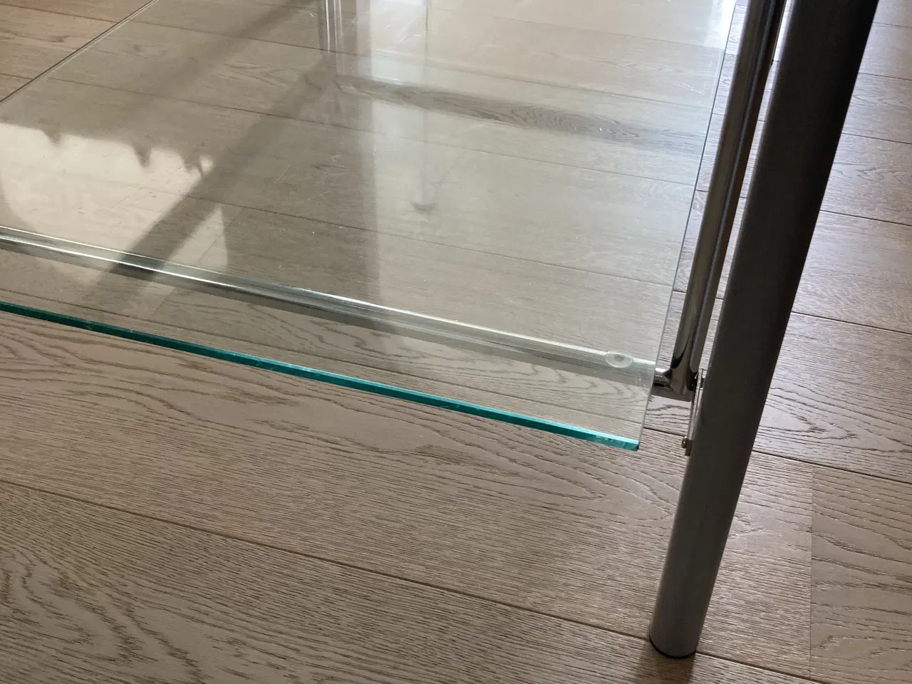 Billede 3 - Sofabord med 2 glasplader