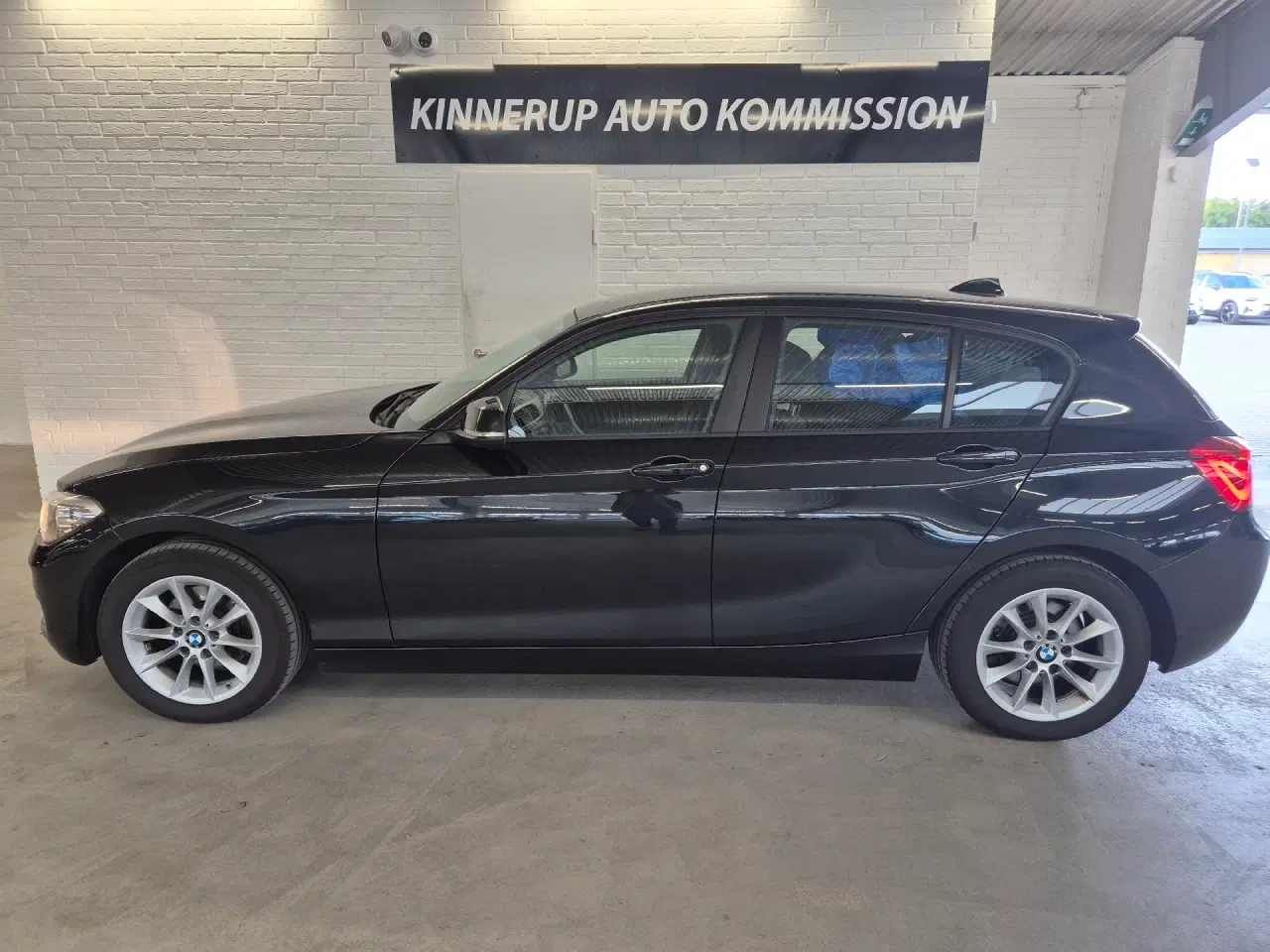 Billede 3 - BMW 120d 2,0 D Connected 190HK 5d 6g