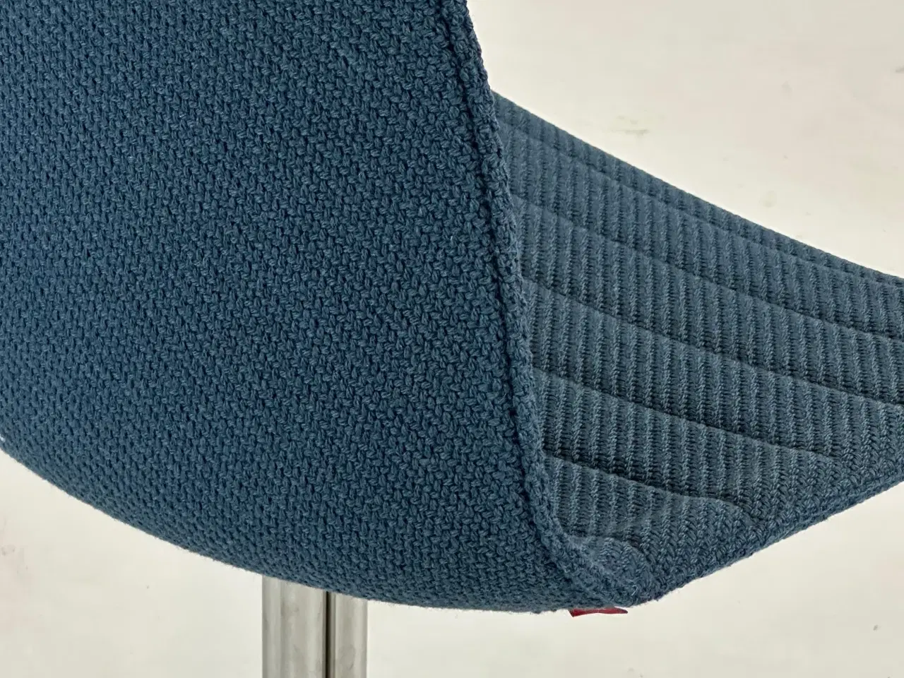 Billede 9 - Arper Catifa 46 Mødestol (Mørkeblå)