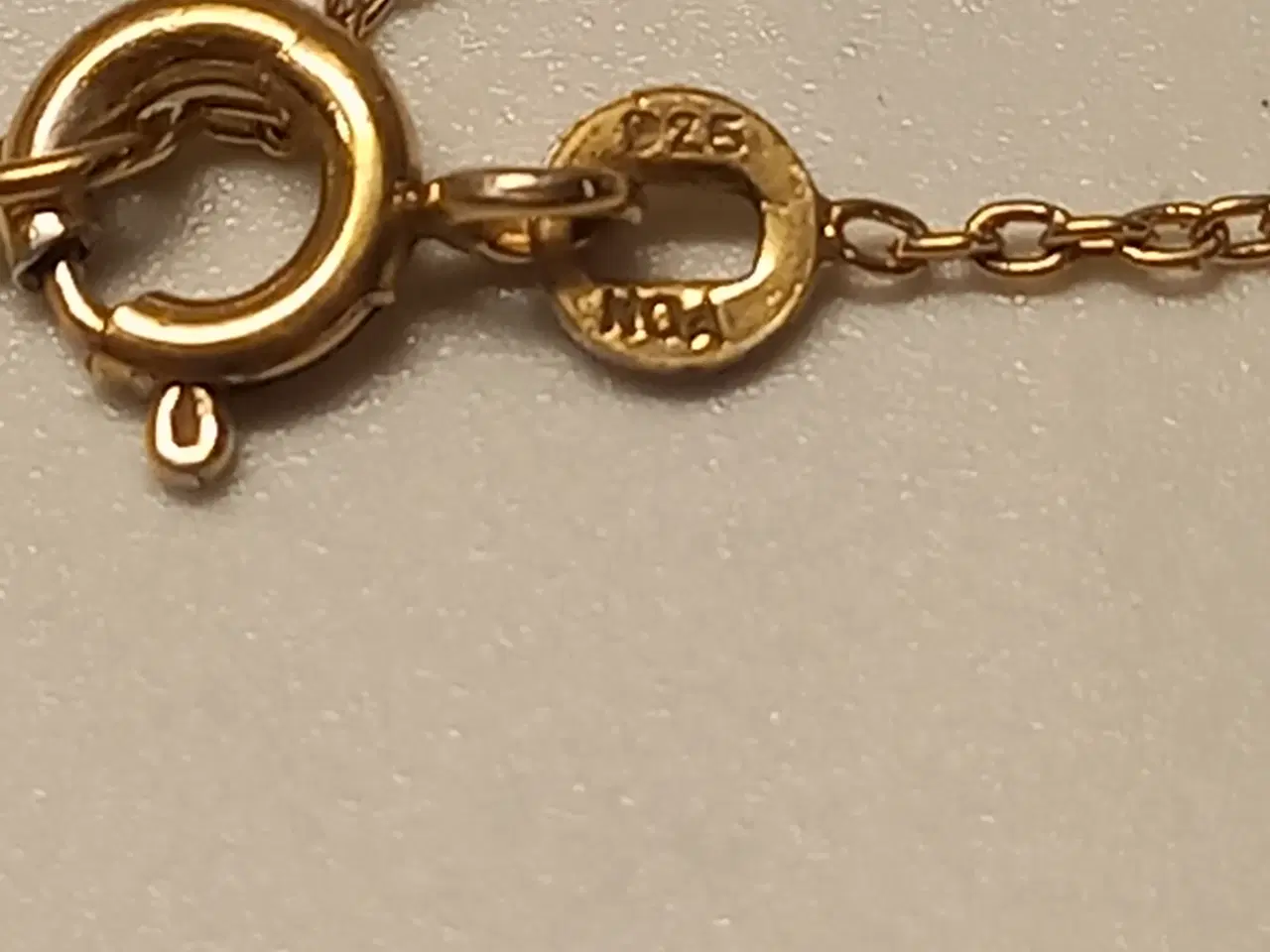 Billede 3 - Halskæde m. Vedhæng i guld