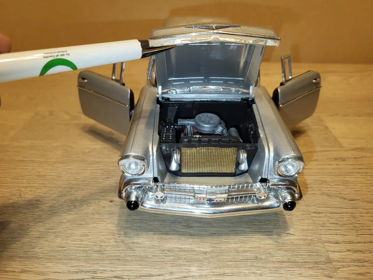 Billede 4 - Modelbil. Chevrolet Nomad (1957) Skala 1/18.