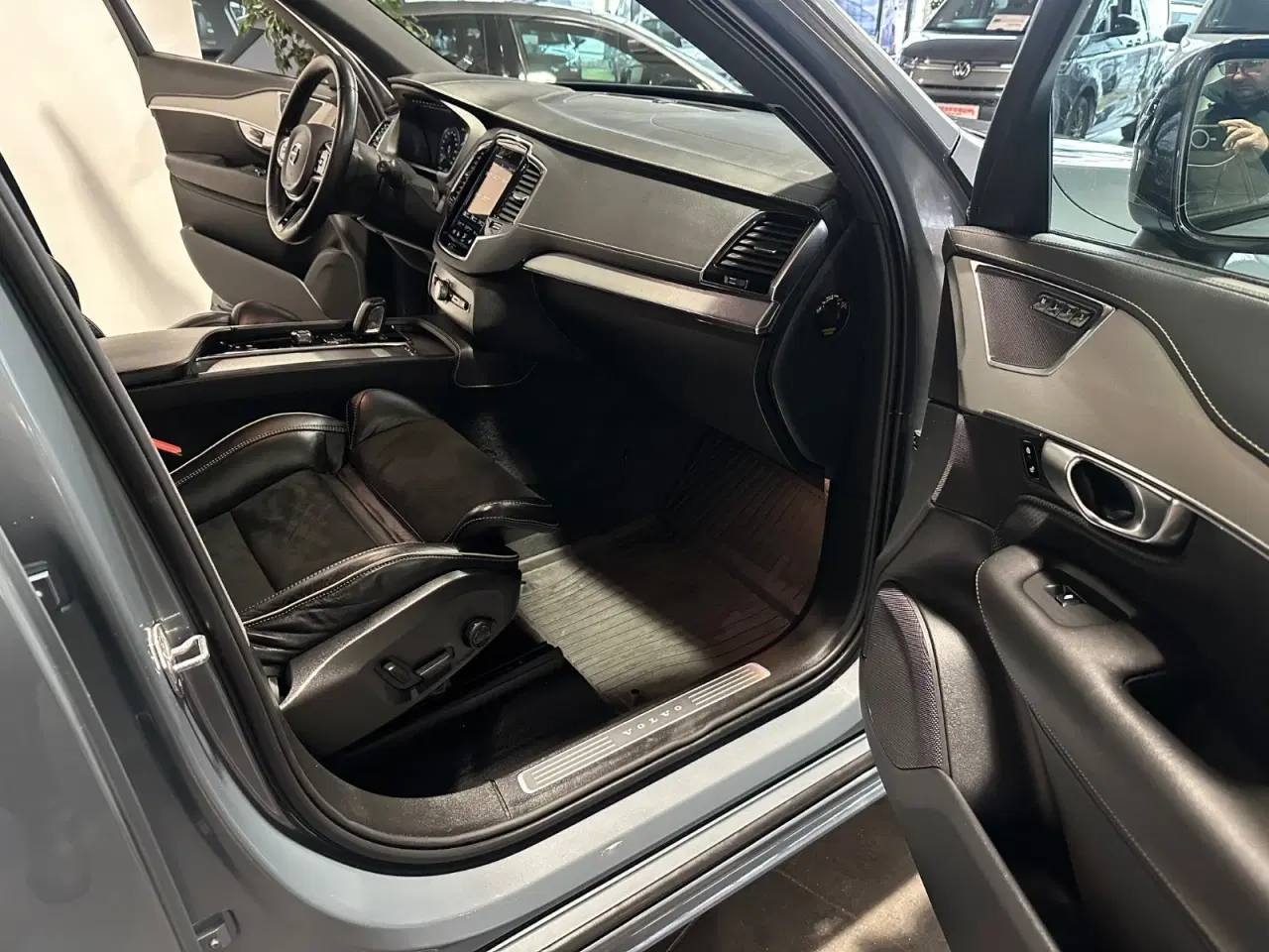 Billede 4 - Volvo XC90 2,0 B5 235 R-Design aut. AWD Van