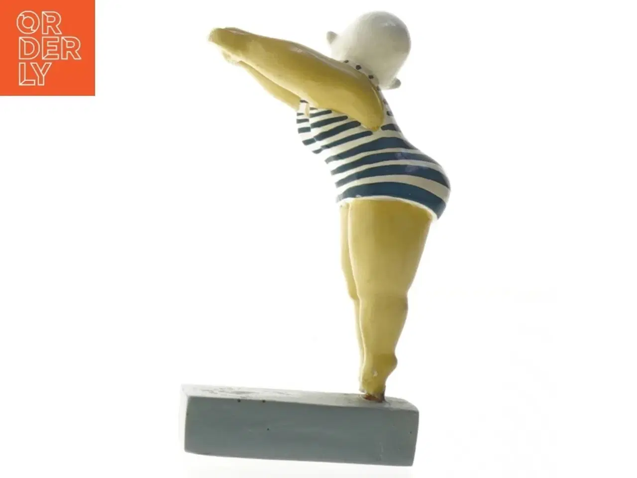 Billede 5 - Figur af kvinde i badedragt (str. 14 cm)