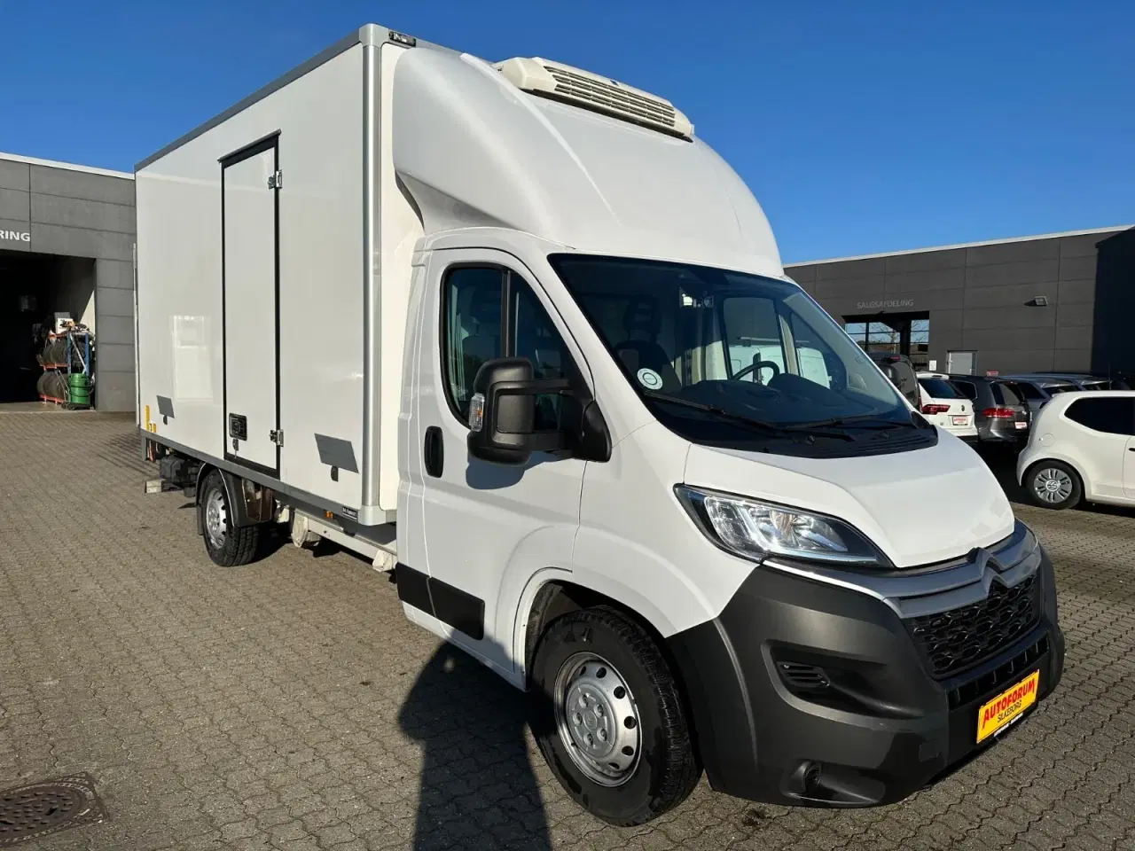 Billede 2 - Citroën Jumper 35+ 2,2 BlueHDi 165 Alukasse m/køl/lift L3