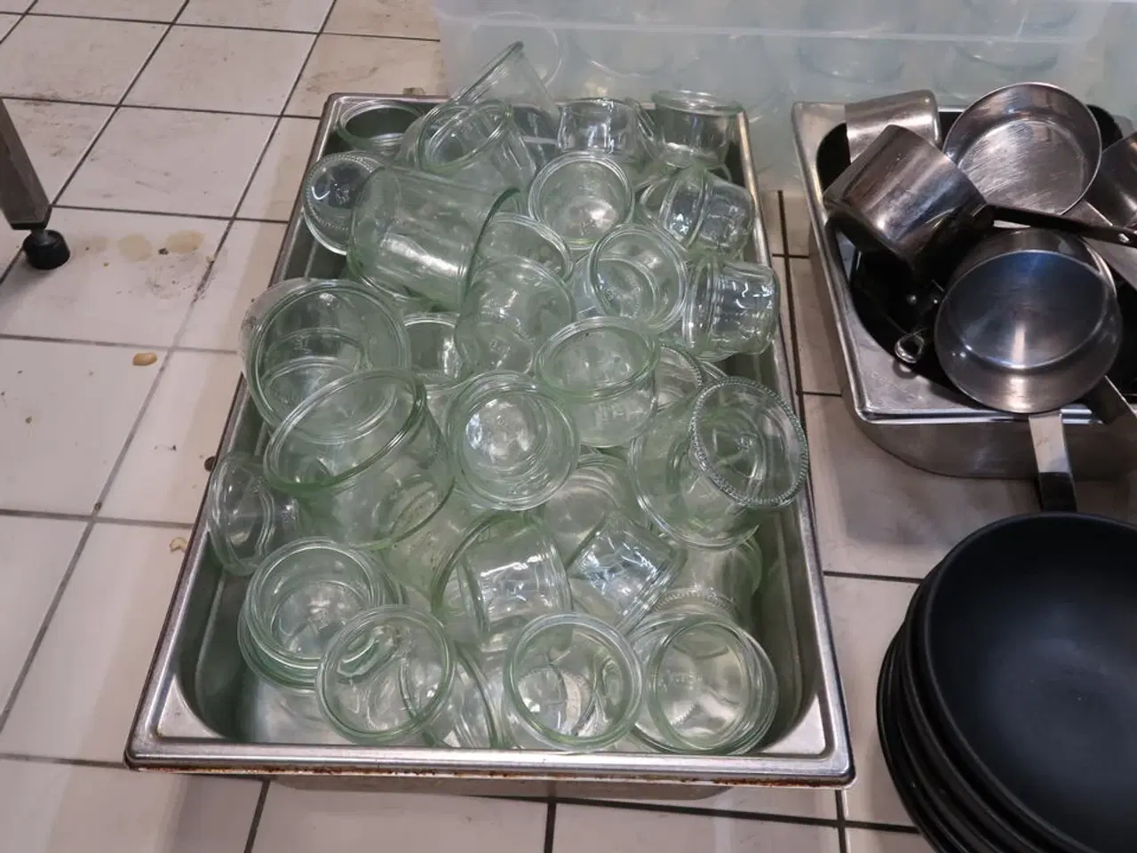 Billede 2 - Parti køkkenservice