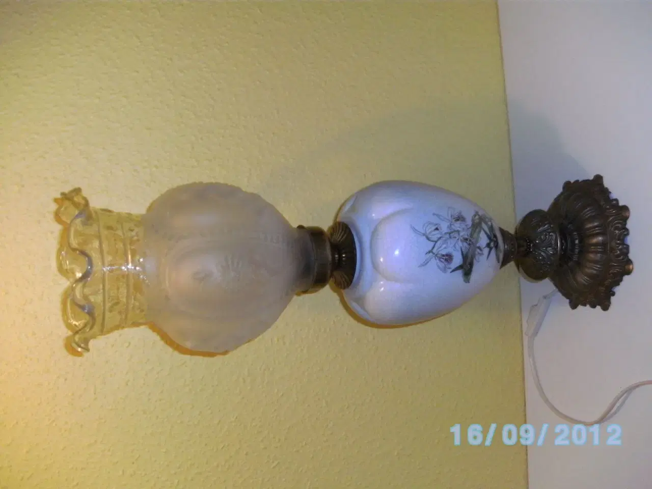 Billede 2 - bordlampe gammel