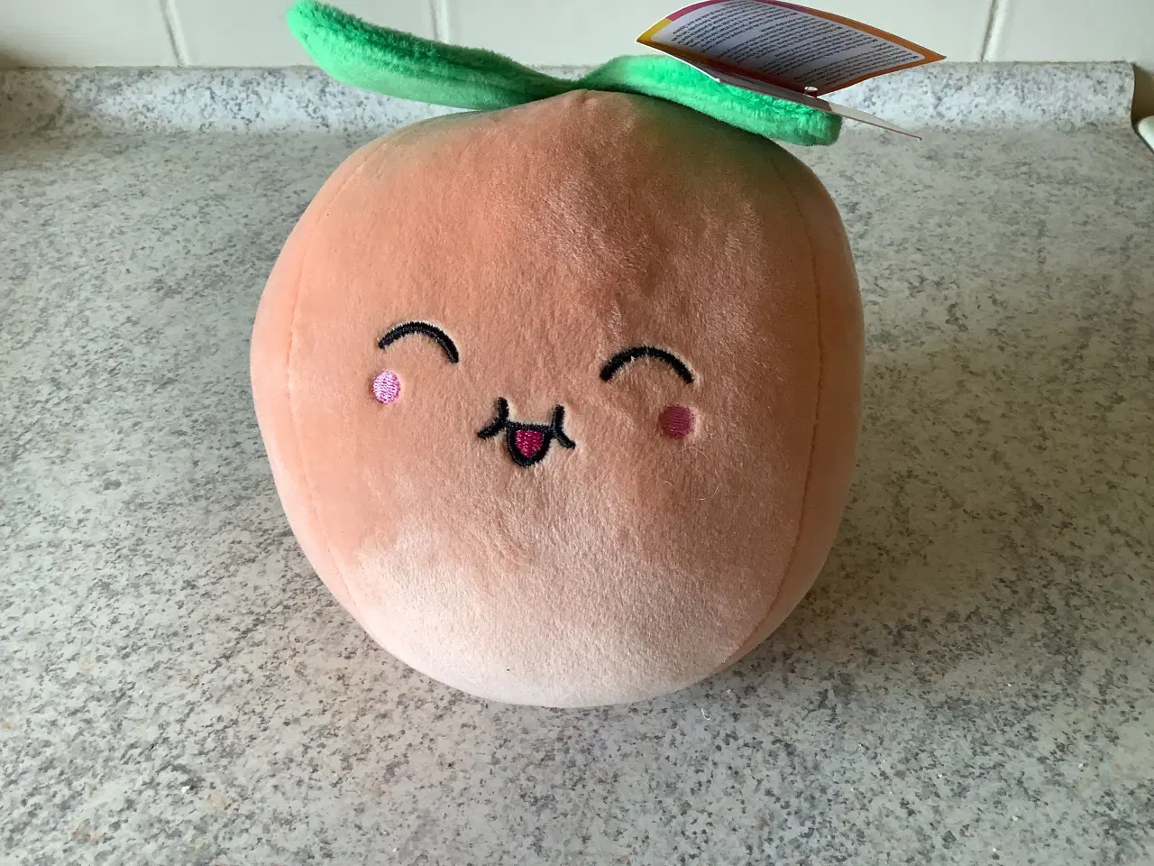Billede 1 - Helt ny Toys Peach bamse med sødt ansigt