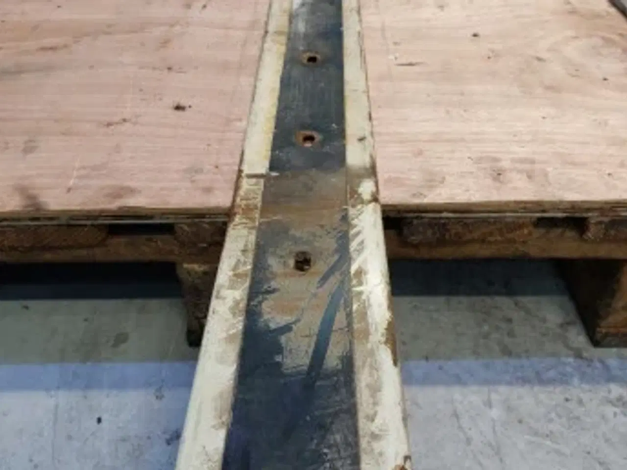 Billede 12 - Case 844XL Motorskærm