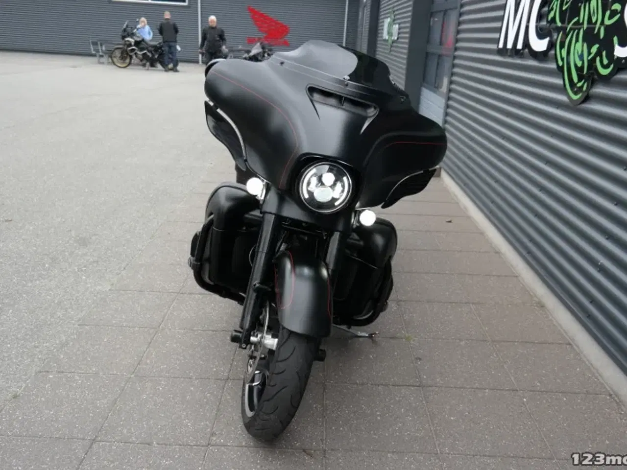 Billede 14 - Harley-Davidson FLHXS Street Glide Special MC-SYD       BYTTER GERNE