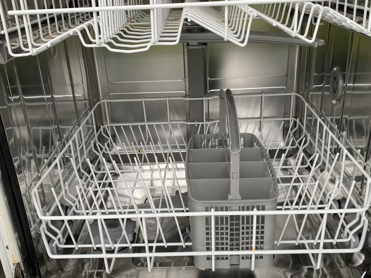 Billede 3 - Opvaskemaskine og komfur i overskud