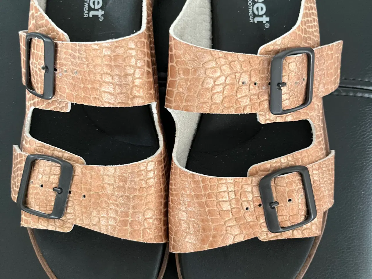 Billede 1 - Nye New Feet sandaler