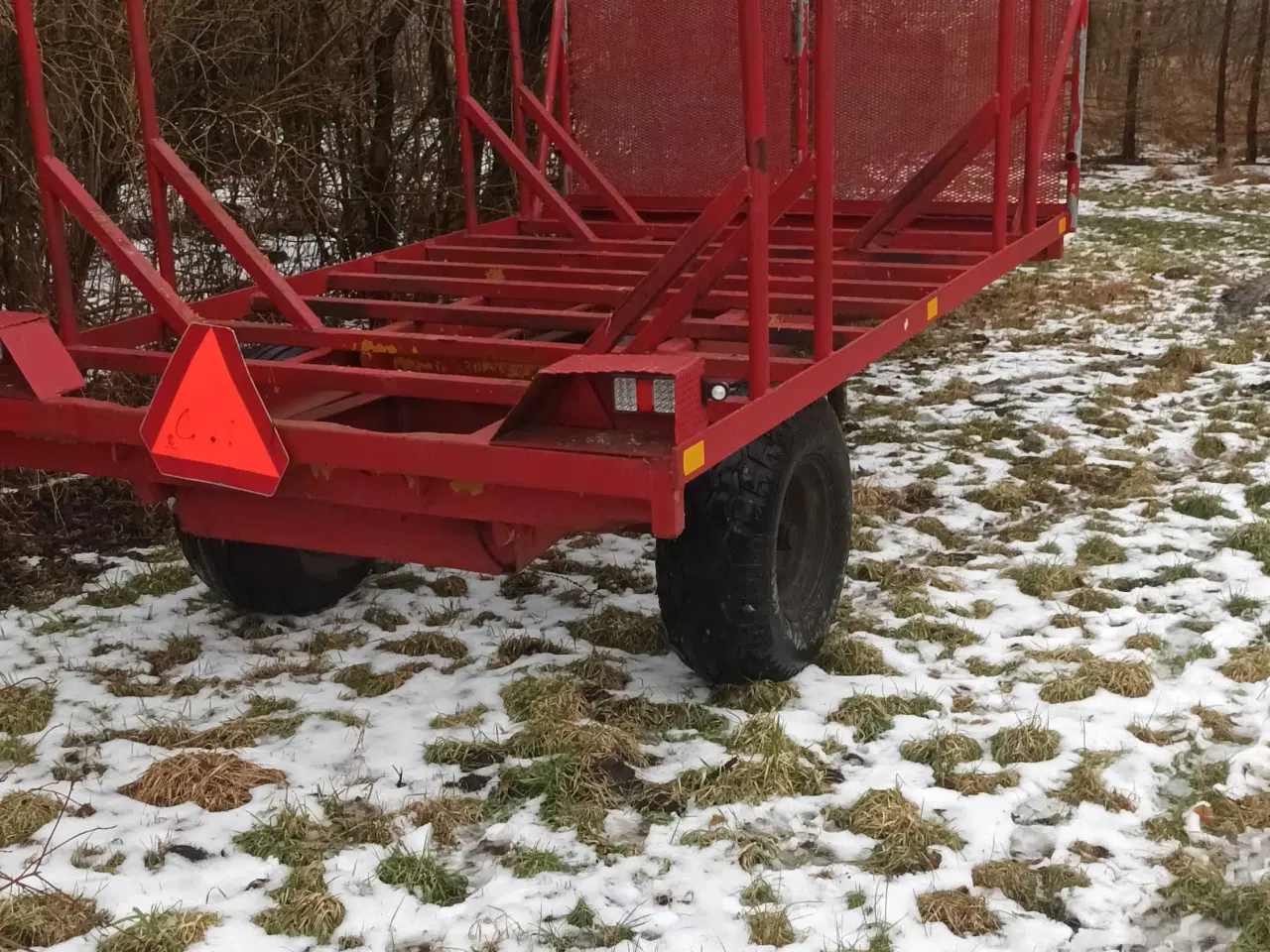 Billede 2 - Vogn til træ og stammer