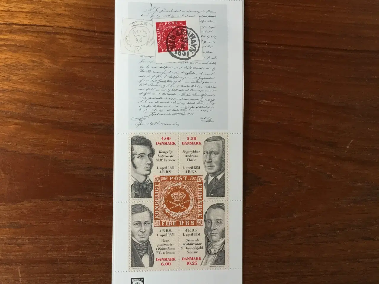 Billede 1 - Frimærker. Miniarkhæfte af første DK-frimærke