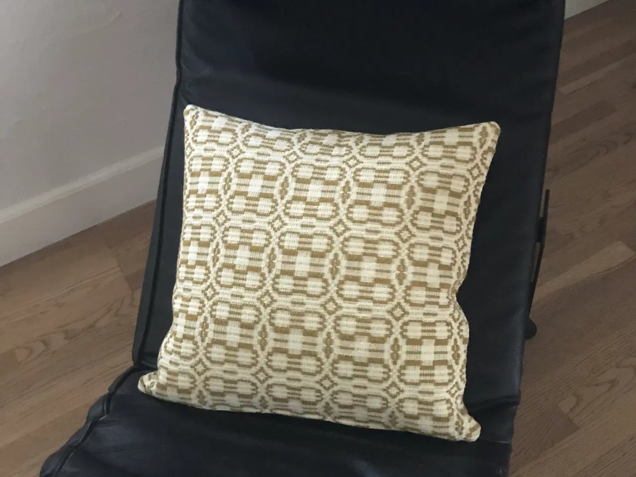 Billede 1 - Nye retro pyntepuder