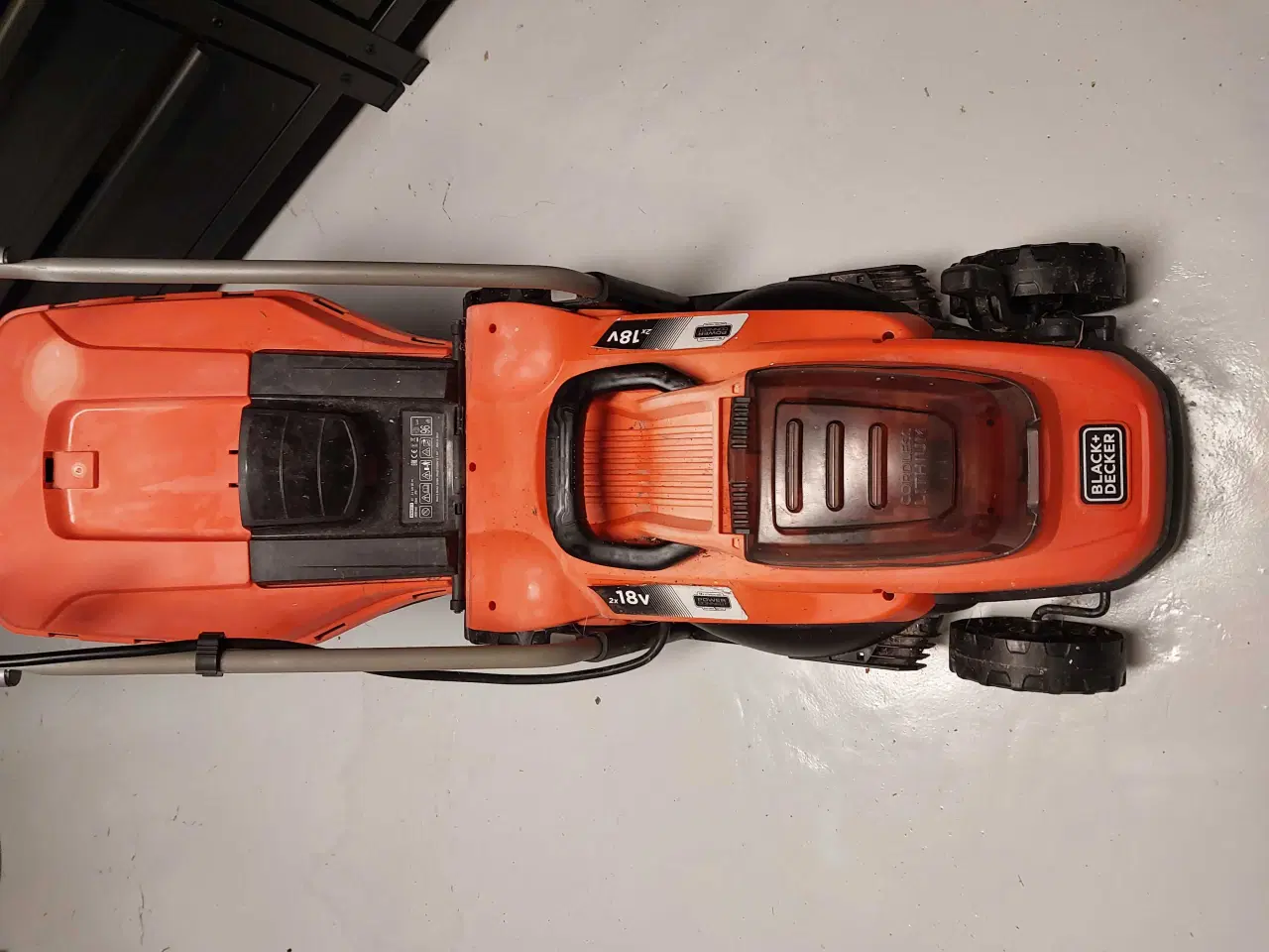 Billede 2 - Black Decker plæneklipper, kanttrimmer og hækkekli