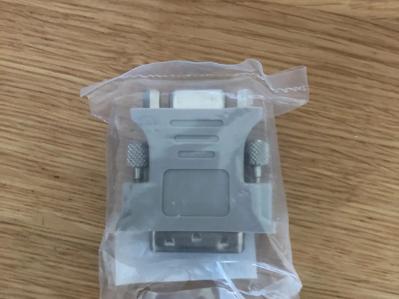 Billede 2 - ADAPTER DVI-ANALOG PLUG-VGA(F)