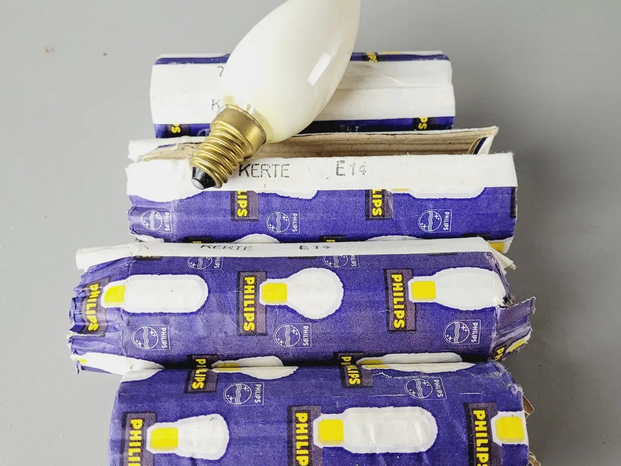 Billede 3 - ⭐️: 4 stk. NOS Philips Elfenben Kertepærer – E14 /