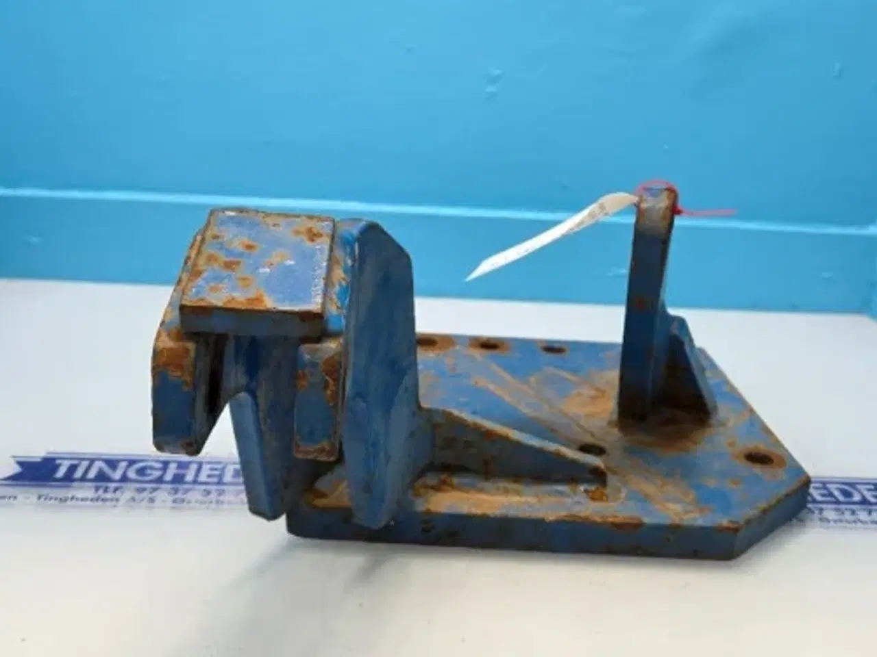 Billede 3 - New Holland TS110 Beslag L. 82007380