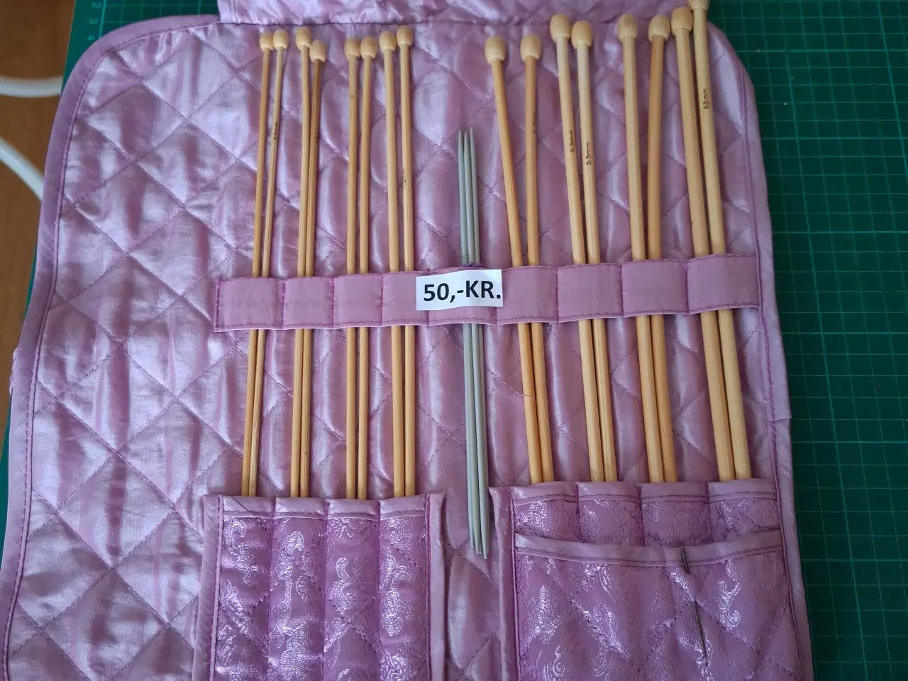 Billede 2 - Diverse garner + Strikkepinde sælges se prisliste