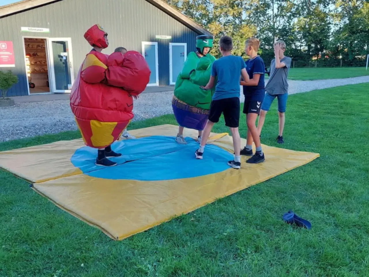 Billede 2 - SUMO dragter - SUPERHELTE - 2 sæt