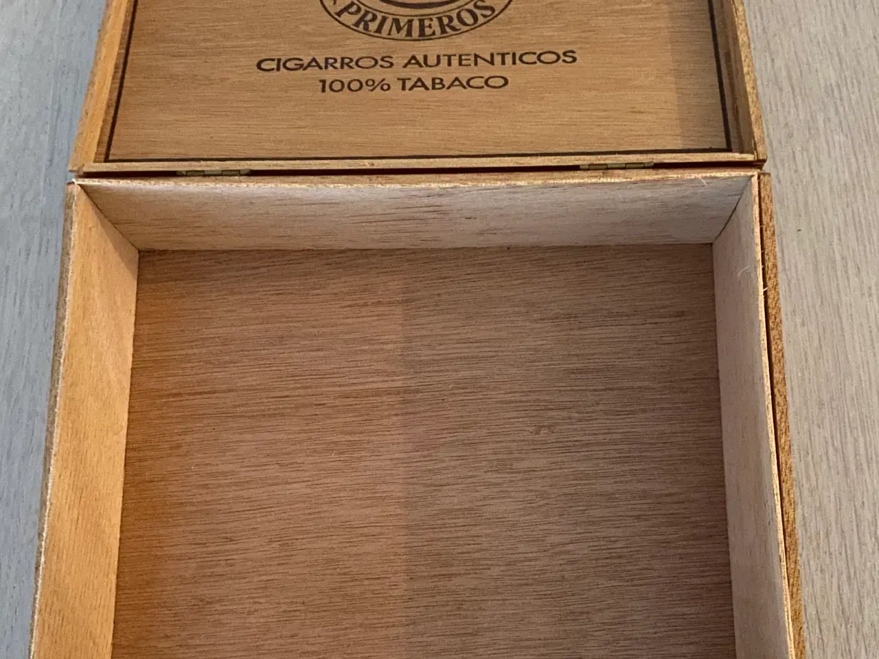 Billede 3 -  Cigar æsker