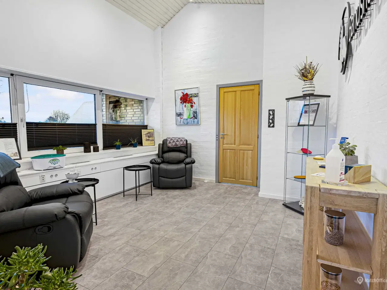 Billede 46 - Veldisponeret lagerlejemål med gode logistikforhold tæt på motorvejen