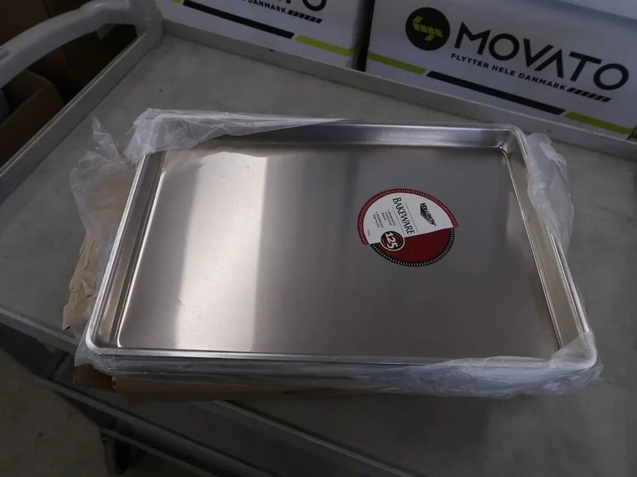 Billede 6 - 5 kasser bageplader BAKEWARE Model: Party Pan