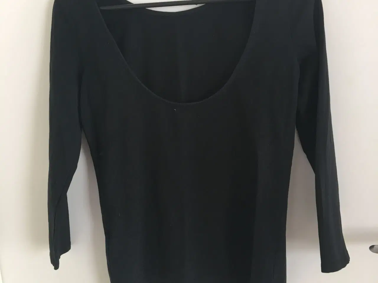 Billede 2 - Zara bluse str. M med bar ryg