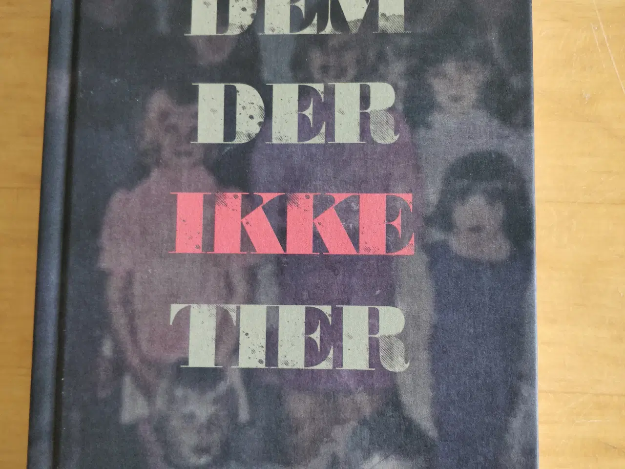 Billede 1 - Dem der ikke tier, Peter Øvig