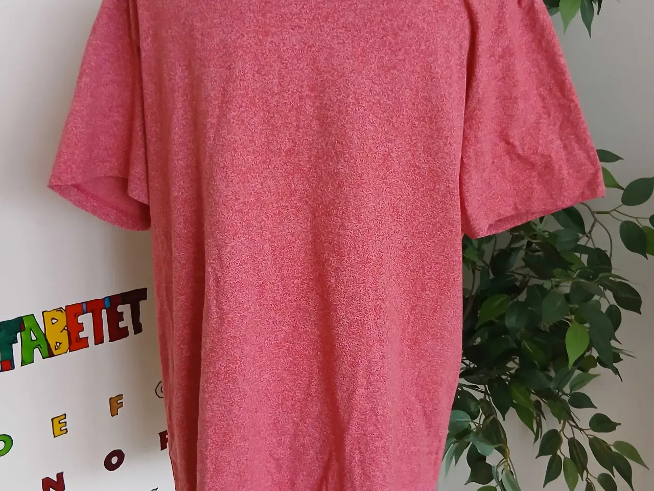 Billede 1 - T-shirt. Lindbergh. XL