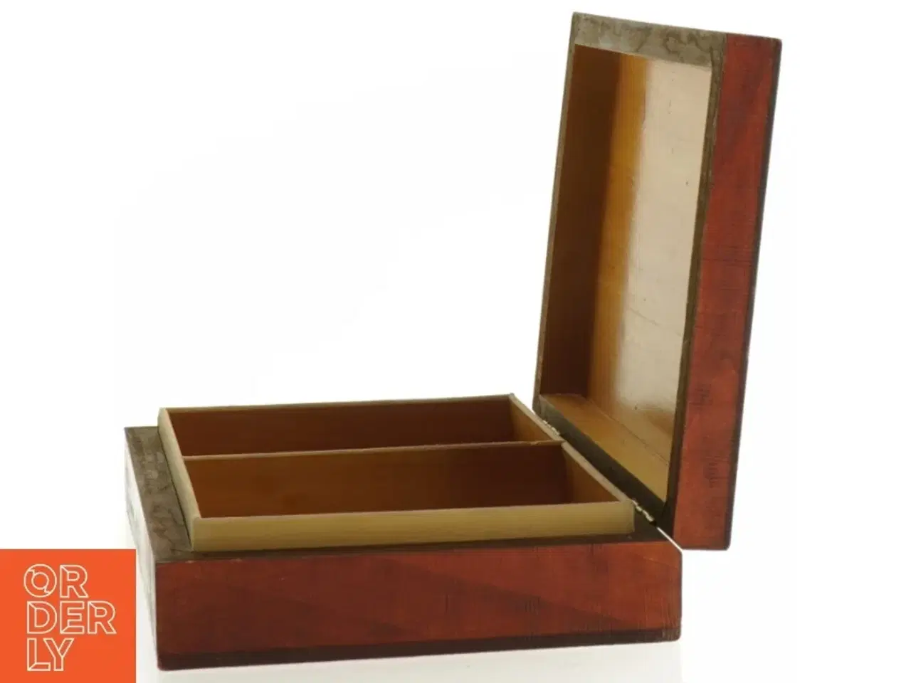 Billede 3 - Ornamenteret Træ æske med 2 rum (str. 16 x 12 x 4 cm)