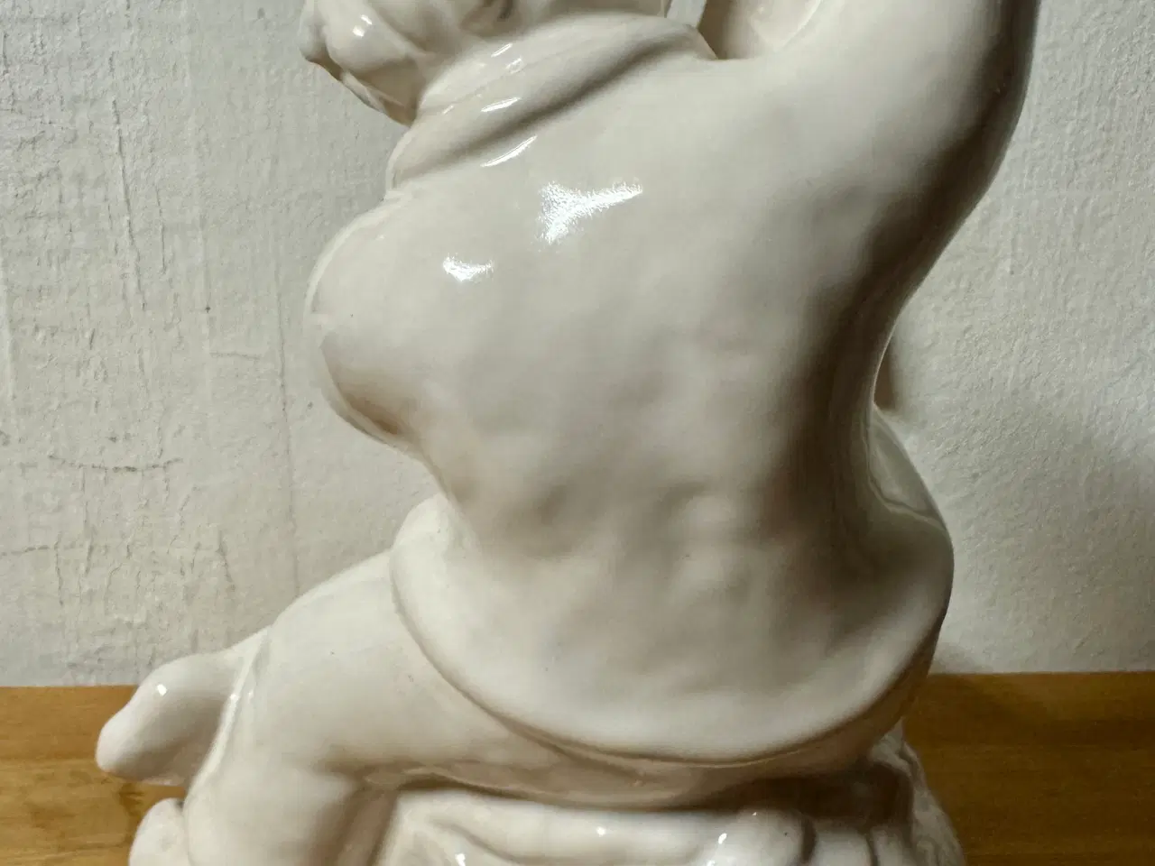 Billede 4 - Hjorth figur