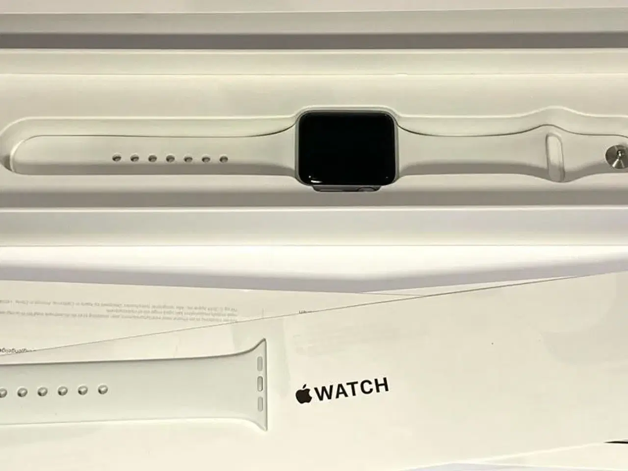 Billede 2 - Hvidt apple watch  i meget god stand