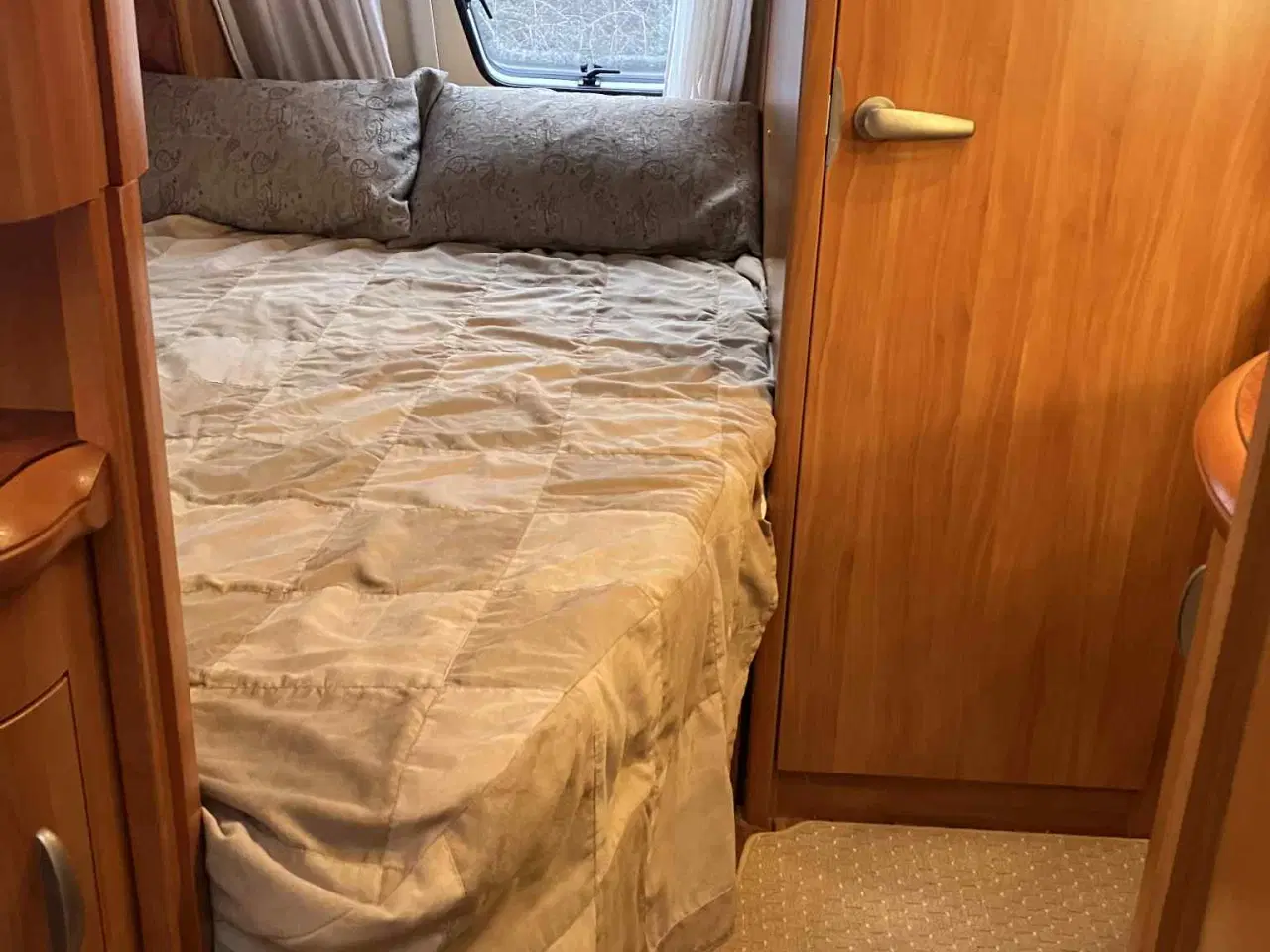 Billede 3 - Yderst velholdt og tidsløs topmodel fra Hobby