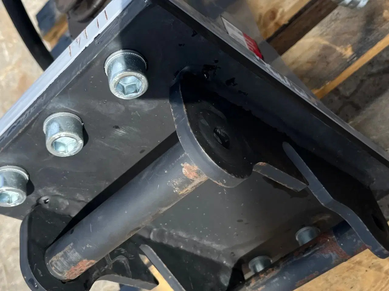 Billede 5 - Epiroc 77kg oliehammer til 2-3 tons maskine SOM NY!