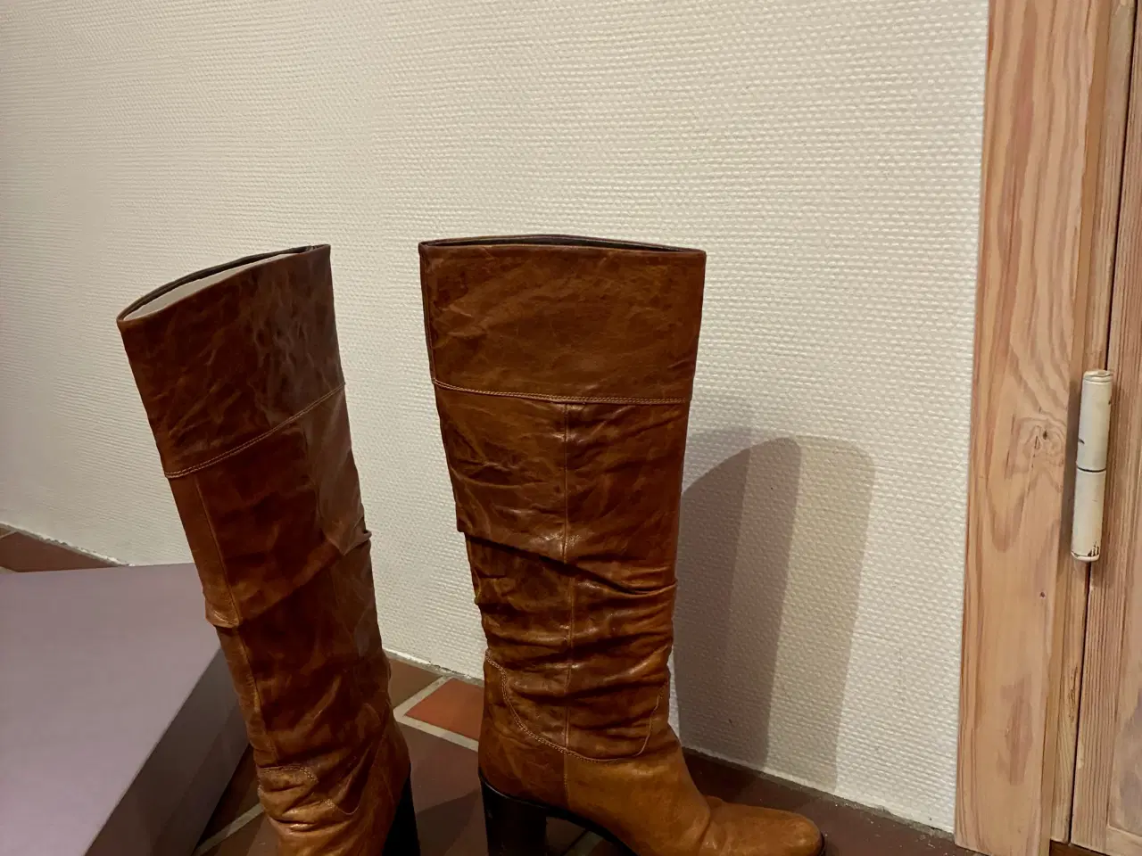 Billede 1 - Italienske skindstøvler super kvalitet