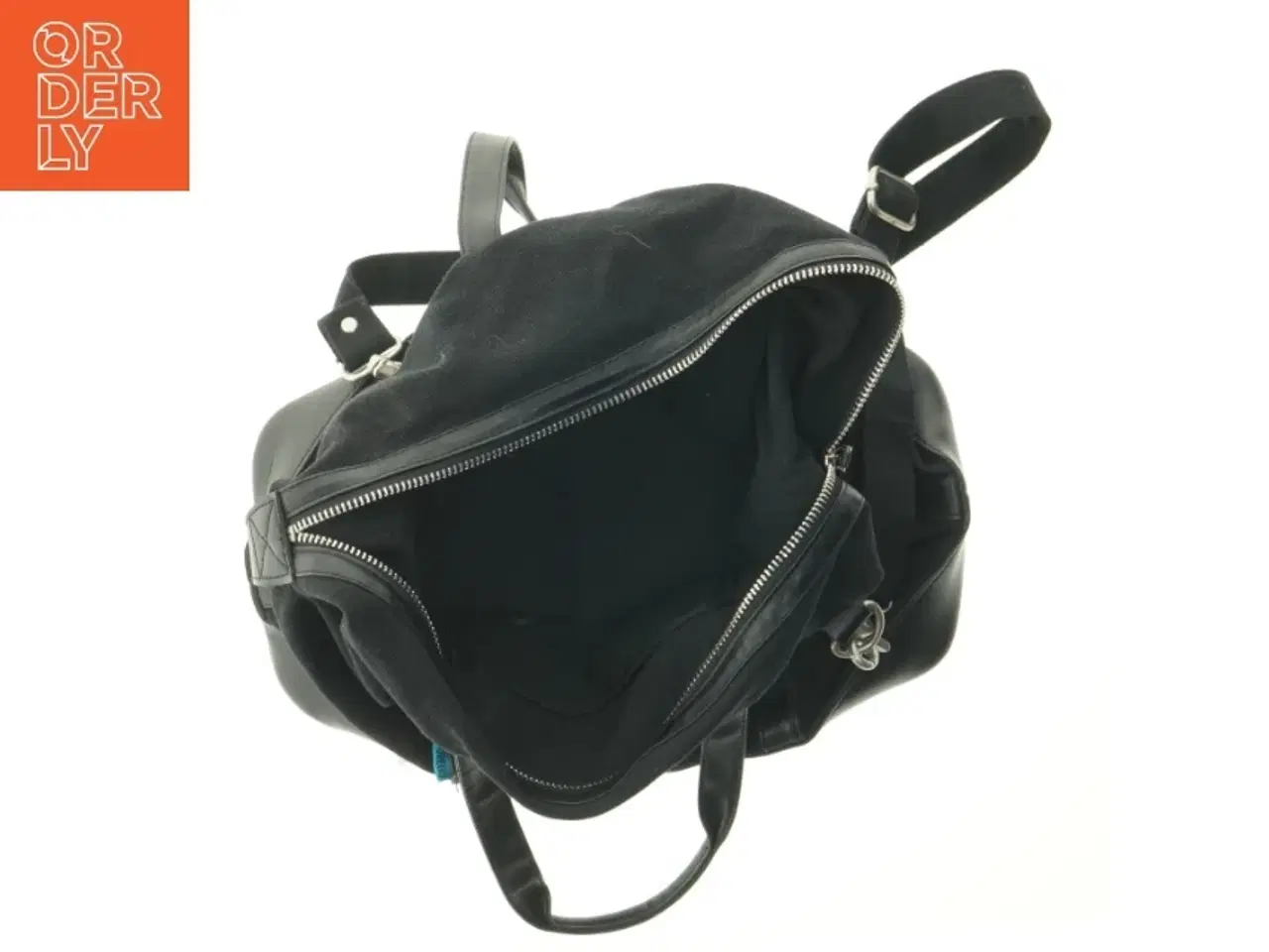 Billede 3 - Sort skuldertaske fra Veggo (str. 40 cm)