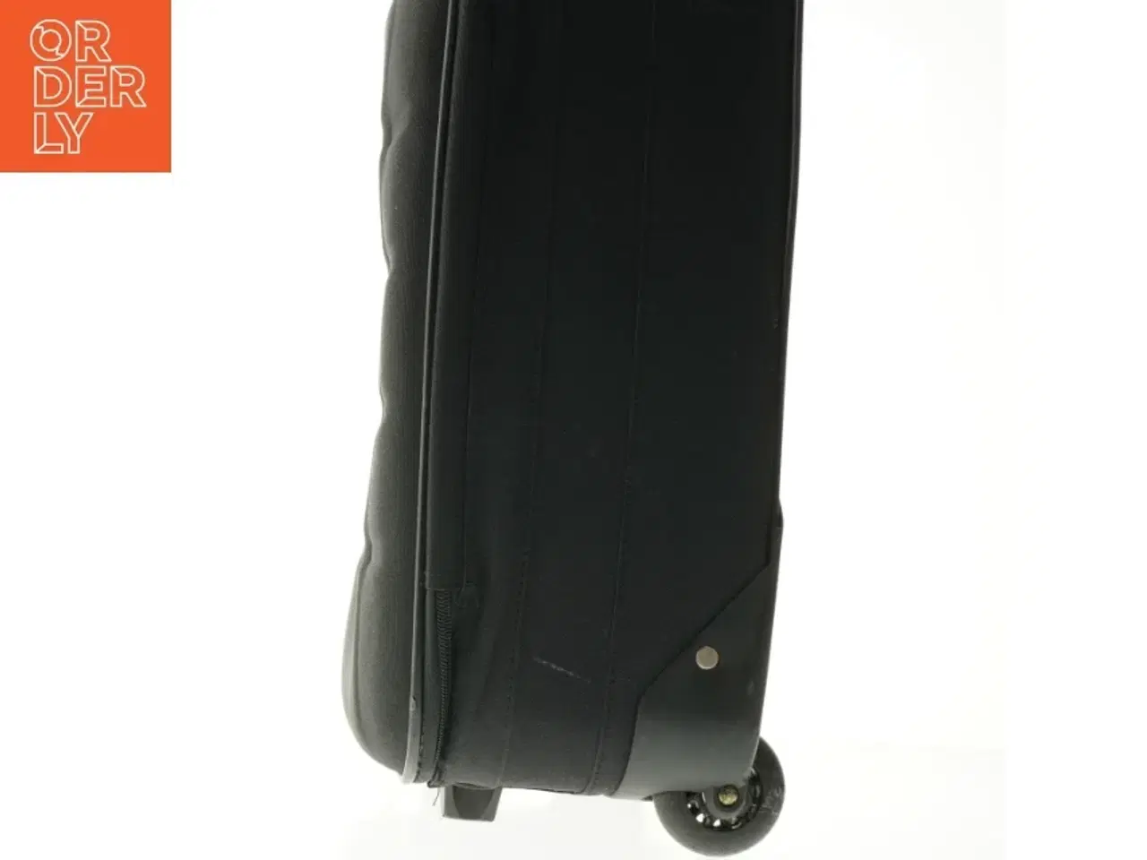 Billede 6 - Sort kuffert med hjul (str. 48 x 35 cm)