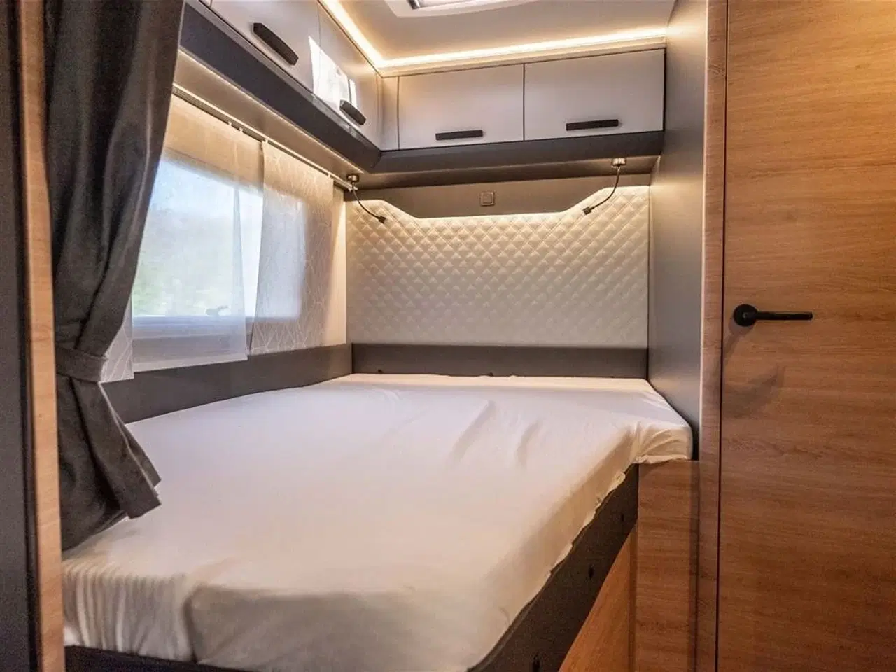 Billede 6 - 2025 - Knaus L!VE TI Wave 650 MF Platinium Selection   KNAUS L!VE KAMPAGNE - SPAR 95.000