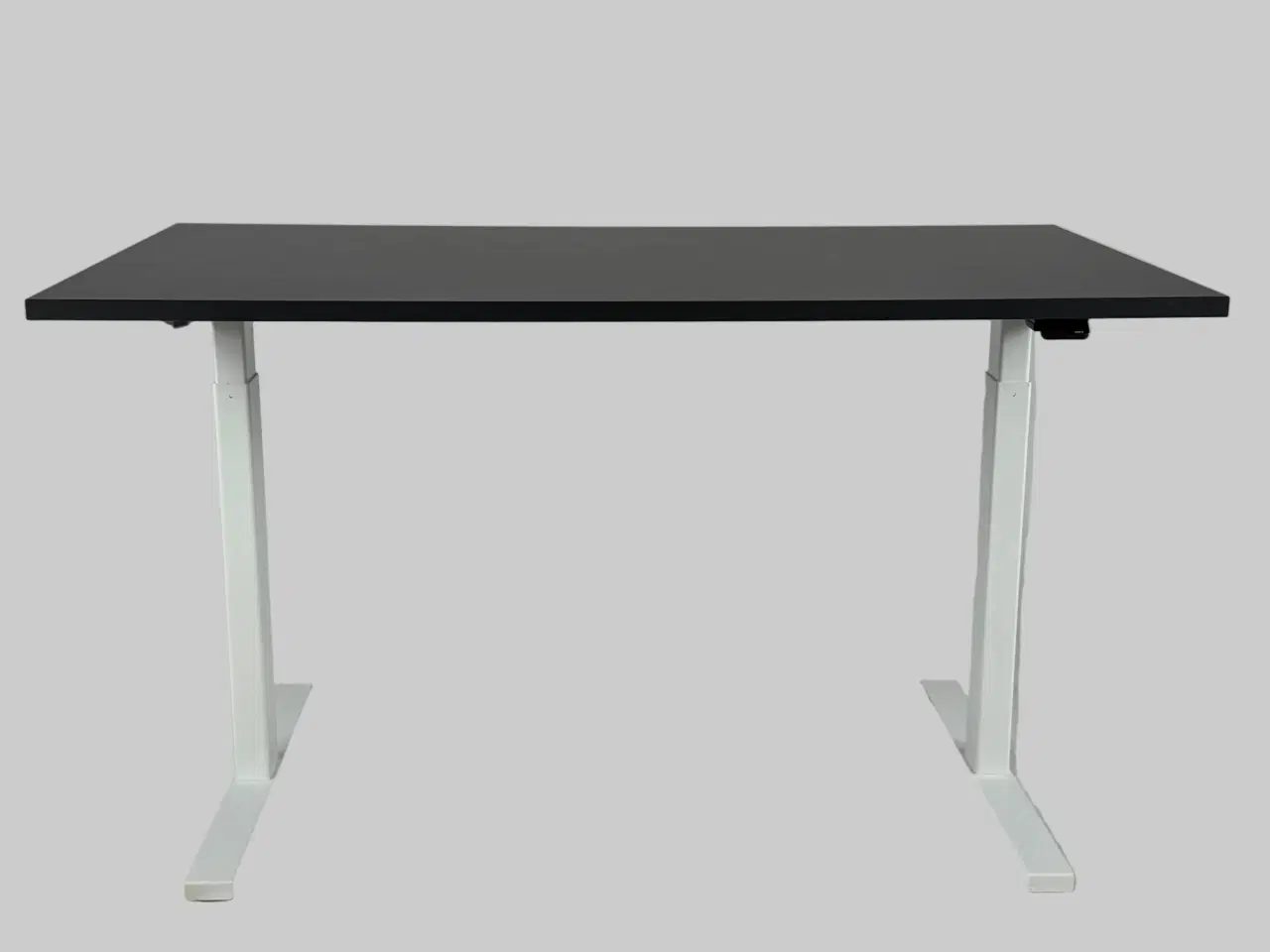 Billede 3 - Linak Hæve/sænkebord – Mørkegrå/Hvidt Stel 140x80 cm