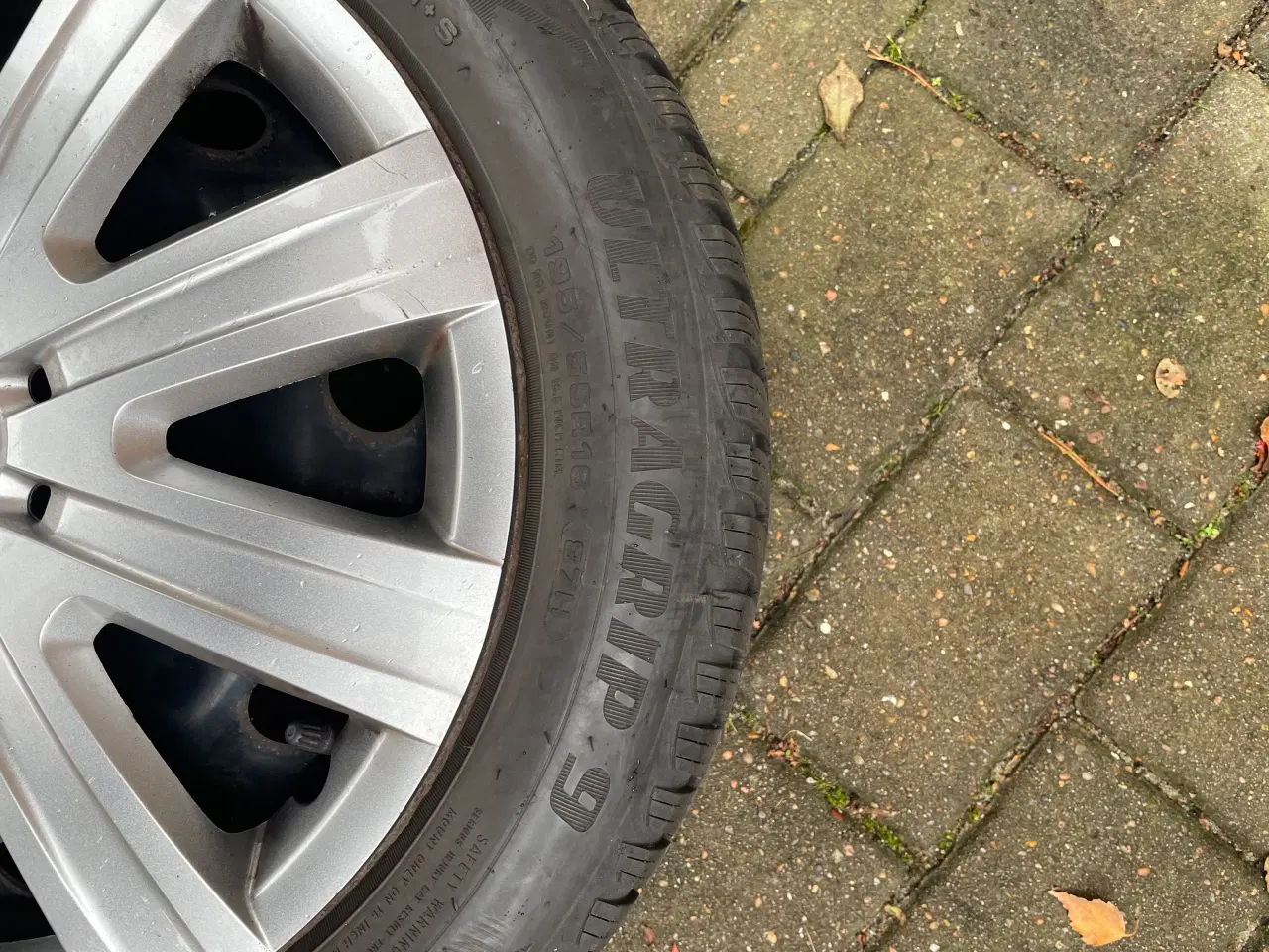 Billede 3 - Vinterdæk Good-Year 16”