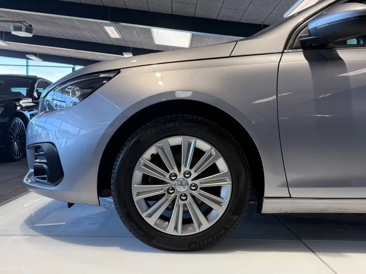 Billede 10 - Peugeot 308 1,6 BlueHDi 120 Allure Sky