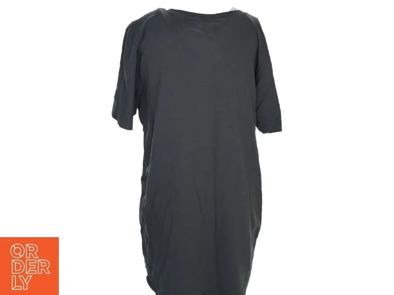 Billede 2 - T shirt fra Hummel (str. 176)