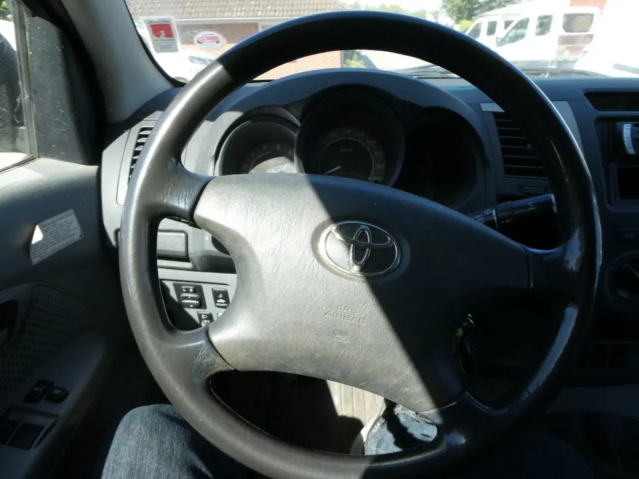 Billede 8 - Toyota HiLux 2,5 D-4D 120 Ex.Kab 4x4 SR5