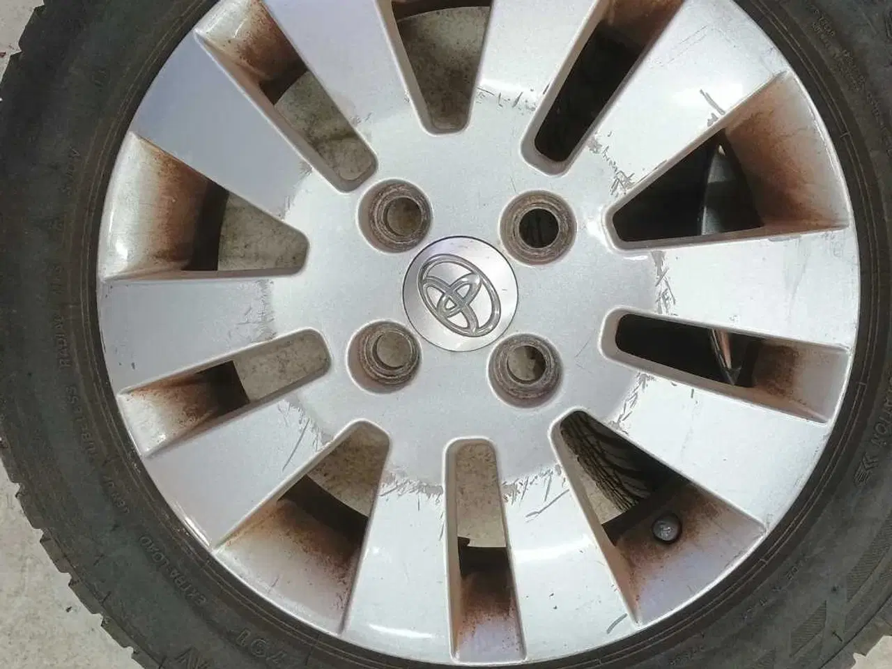 Billede 3 - helårshjul Aygo c1 107