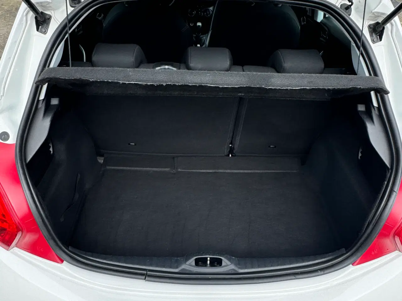 Billede 3 - Peugeot 208 Nysynet, ny motor