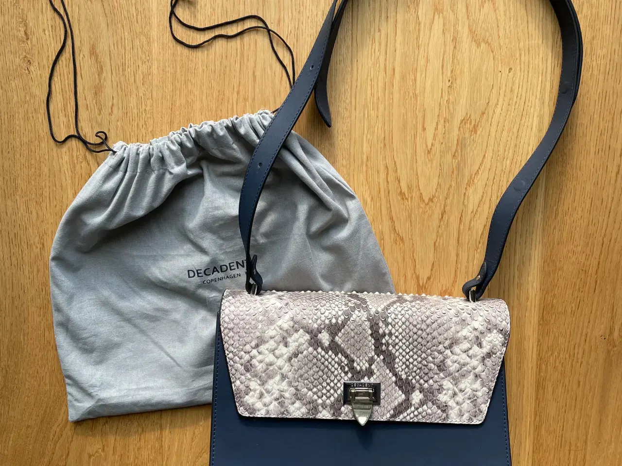 Billede 1 - Decadent crossbodytaske 